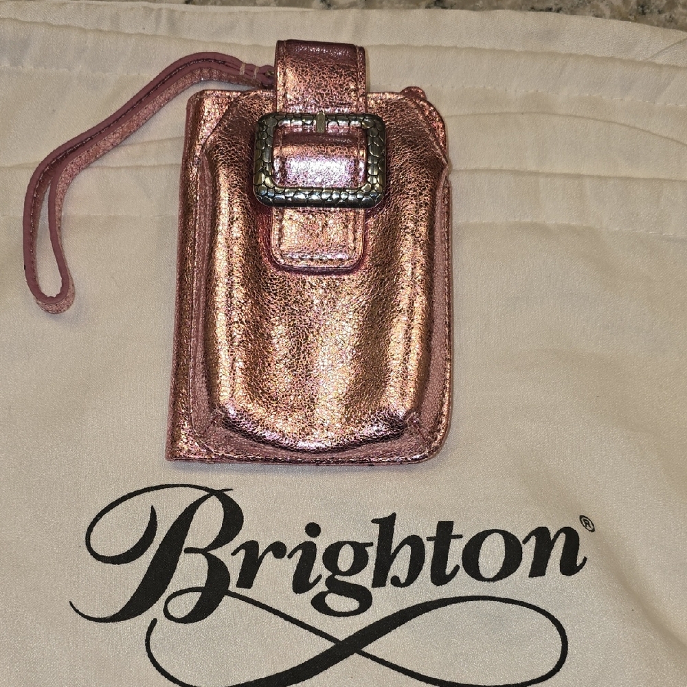 NWOT- Brighton PINK METALLIC  wristlet, Phone Holder With 4 Credit Card Slots